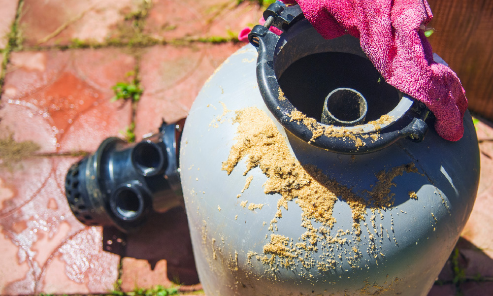 5 Pool Filter Options That Keep Your Fibreglass Pool Sparkling Blog Image 2