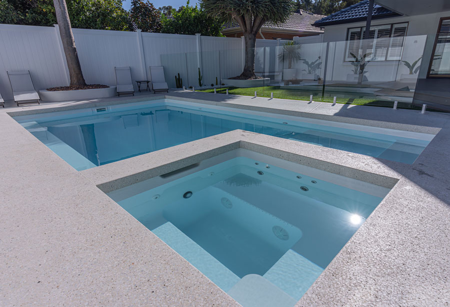The Fibreglass Pool Company - Whitehaven style