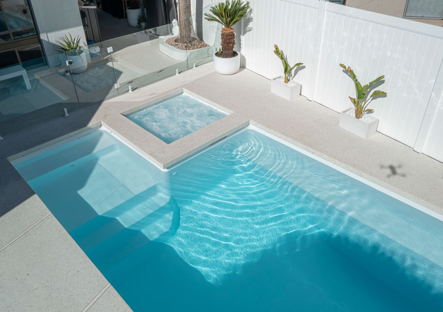 The Fibreglass Pool Company - Whitehaven style in the sunshine