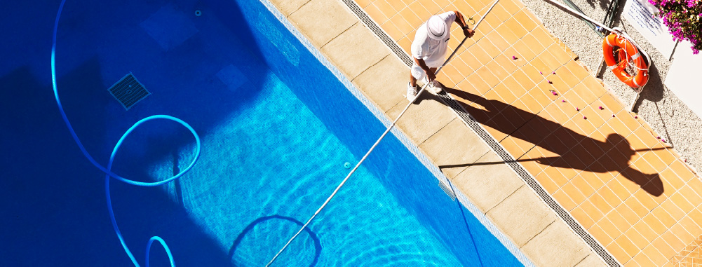 cleaning-your-swimming-pool-blogimage1