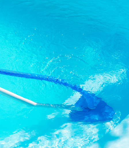 cleaning-your-swimming-pool-blogimage2-m
