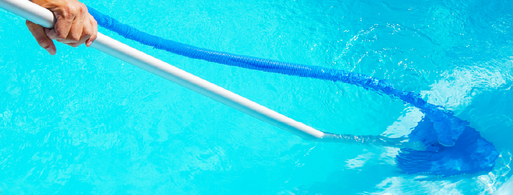 cleaning-your-swimming-pool-blogimage2