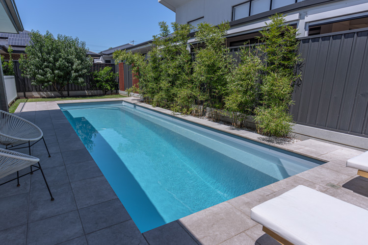 hampton-lap-pool-10m-silver-pearl-sparkle-galleryimage-6