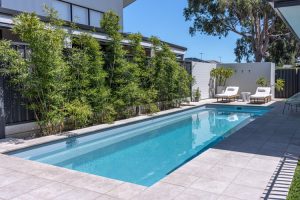 hampton-lap-pool-10m-silver-pearl-sparkle-galleryimage-8