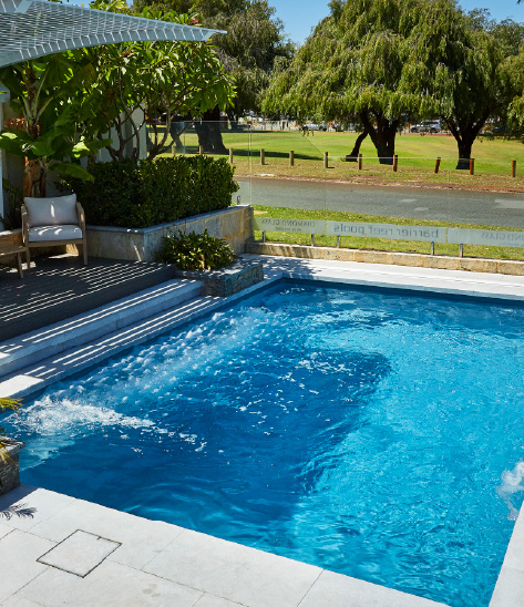 why-your-pool-might-still-be-cloudy-even-if-the-chemistry-looks-right-blogimage1-m